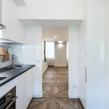 Luxury Apartment Milano Centro-2